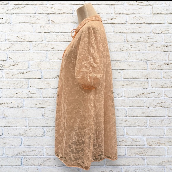 Vintage 1960s Robe Lace and Chiffon Peach Hollywood Vassarette Robe Size 34 - Picture 3 of 7